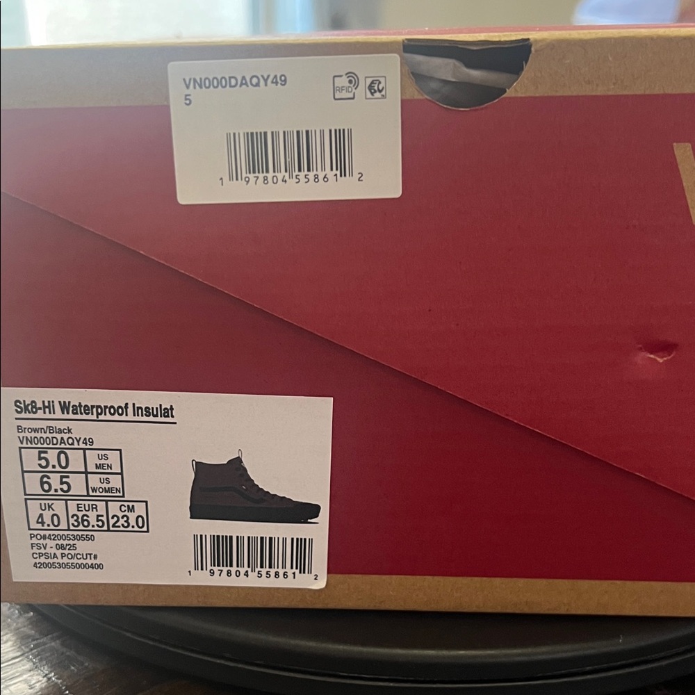 Vans Sk8-Hi Waterproof Insulat Boots in Brown and Black